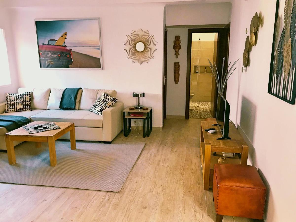 Town House With Patio In Quiet Residential Area 10 Min From Beach Torremolinos Ngoại thất bức ảnh